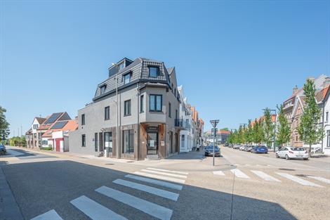 Appartementsgebouw Te koop Duinbergen